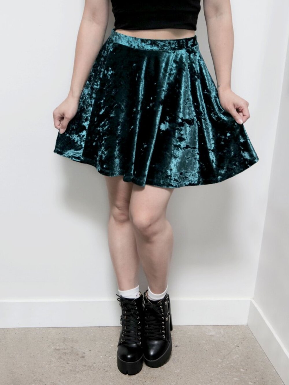 Y2K Emerald Green Crushed Velvet Skater Skirt, Whimsigoth Stretch Waist - Picture 2 of 4